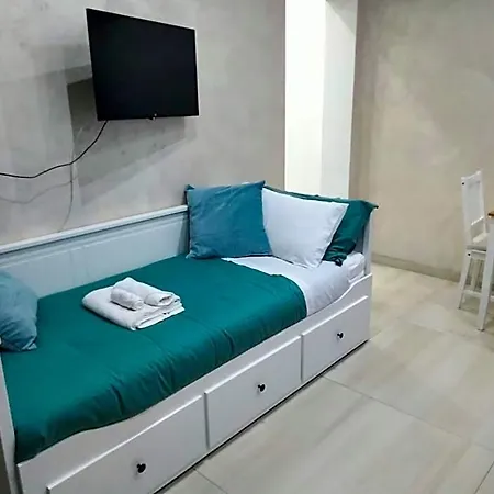 Апартаменти Ilary *
